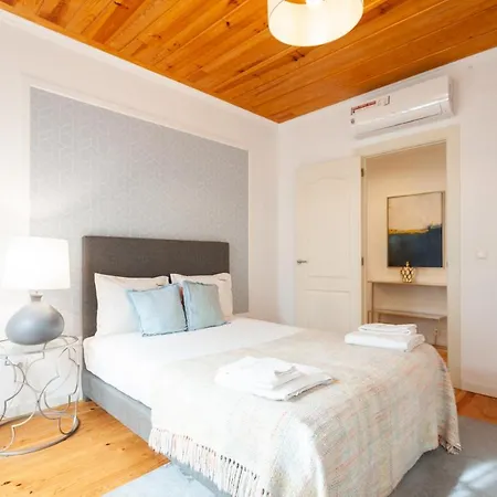 Flh Sao Bento Apartment With Balcony Lisbon Exterior photo