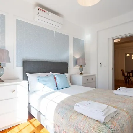Flh Sao Bento Apartment With Balcony Lisbon Exterior photo