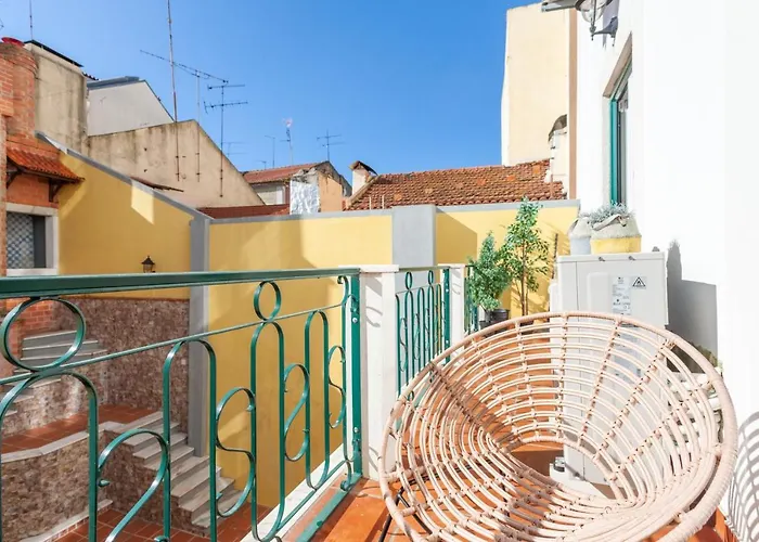 Flh Sao Bento Apartment With Balcony